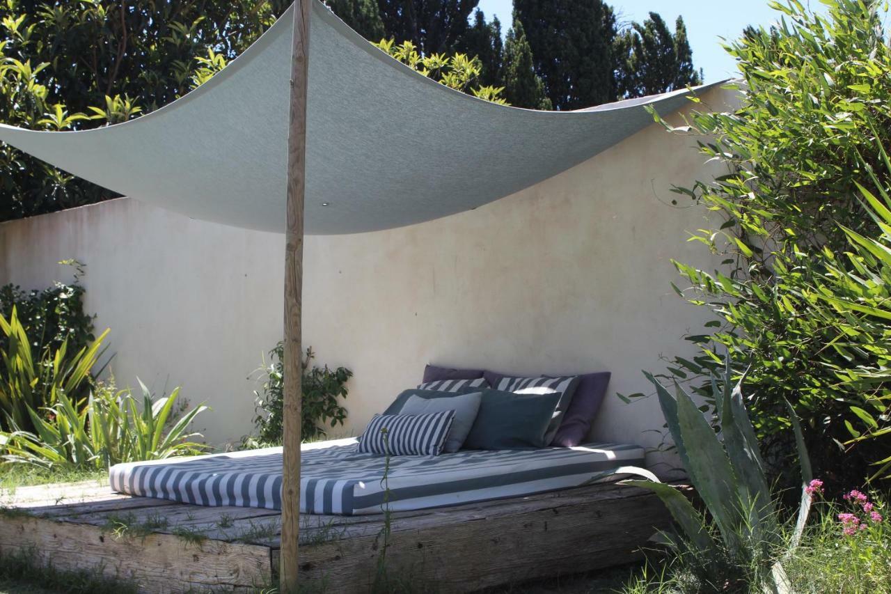 B&B Mas De Caustes Saint-Remy-de-Provence Exterior photo